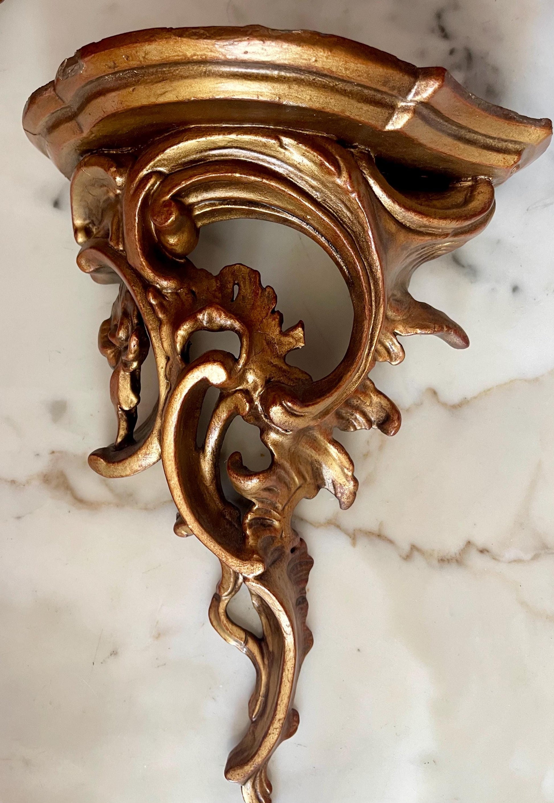 Antique 19th Century Craved Pair of Large Italian Gilt Wood Wall Shelves