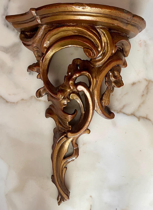 Antique 19th Century Craved Pair of Large Italian Gilt Wood Wall Shelves